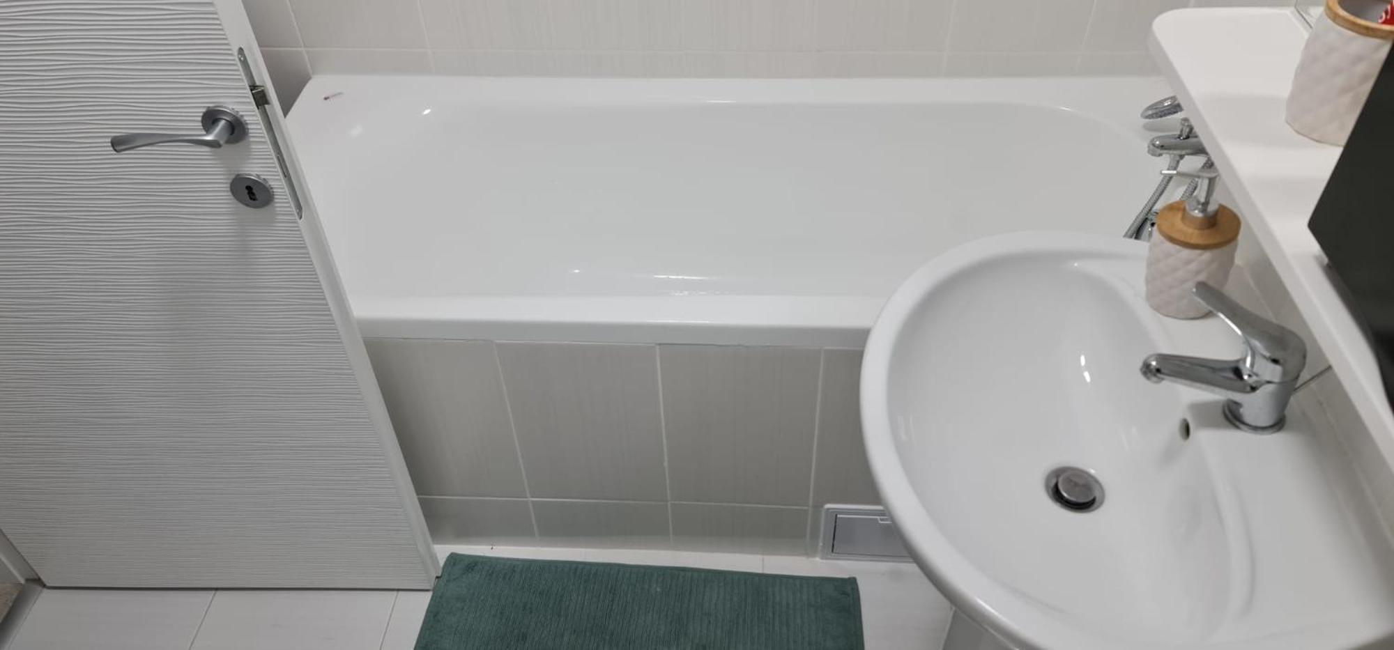 Studio Spatios,Intim+ Loc Parcare Propriu,Vedere Panoramica,Utilat De Lux Bukarest Eksteriør billede